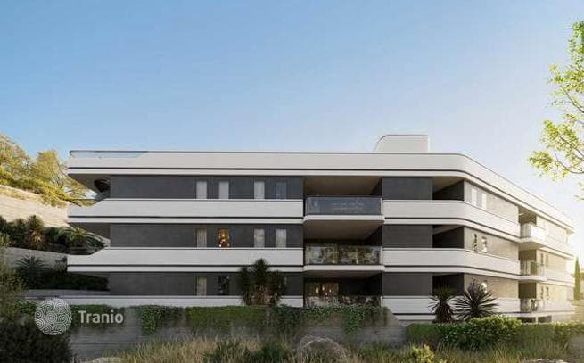 1-Bedroom Penthouse with Sea View in Agios Tychon, Cyprus, photo 4
