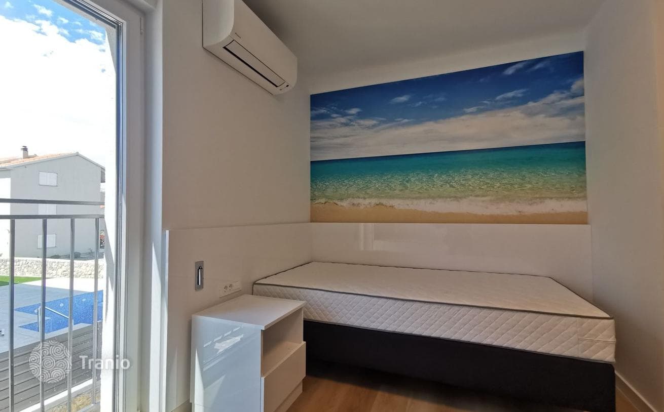 4-Bedroom Apartment in New Build, Malinska, Croatia, photo 3