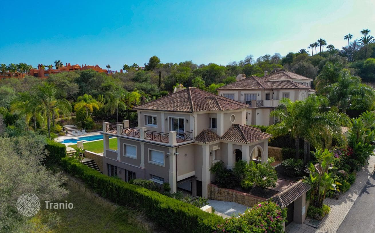 Вилла на продажу в Atalaya de Rio Verde, Новая Андалусия, фото 5