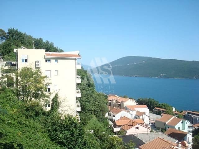 Квартира в Херцег-Нови, Черногория, 136 м², фото 2