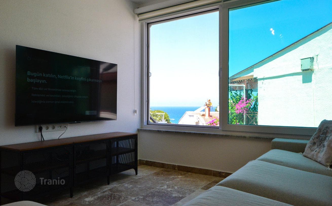 2-Bedroom (2+1) Duplex with Sea View 850 m from the Beach in Kargicak, Alanya