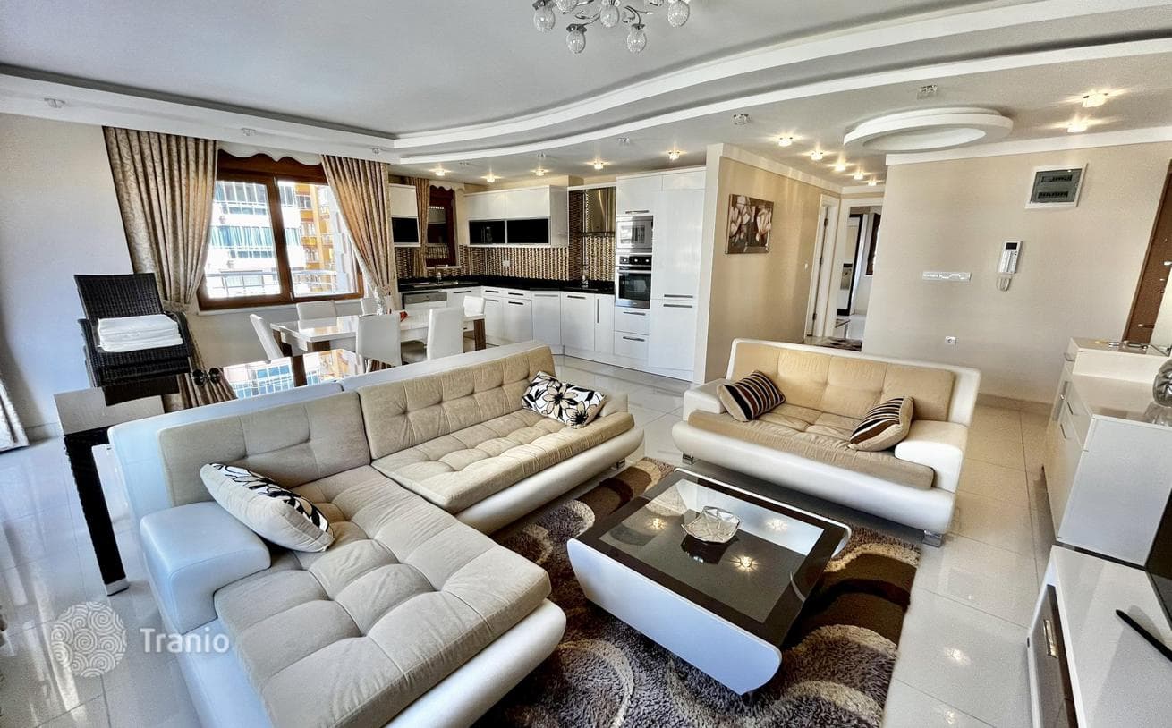 2-Bedroom Apartment in Mahmutlar, Alanya, photo 2