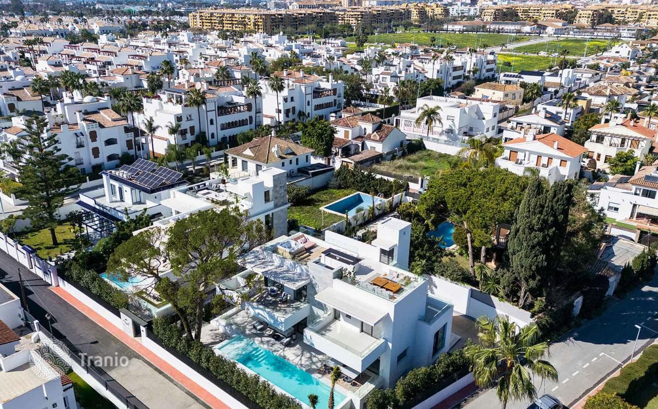 5-комнатная вилла 705 м² в Сан Педро Алькантара, Испания, фото 3