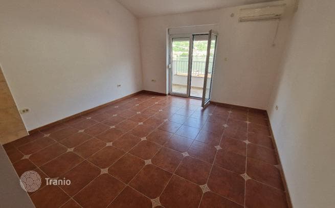 1-Bedroom Apartment with Bay View in Muo, Kotor, photo 4