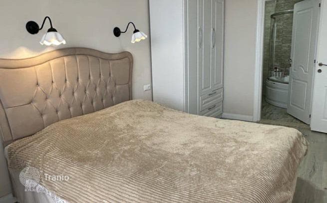 Luxury Apartments with Sea, Mountain and City Views in Batumi, photo 5