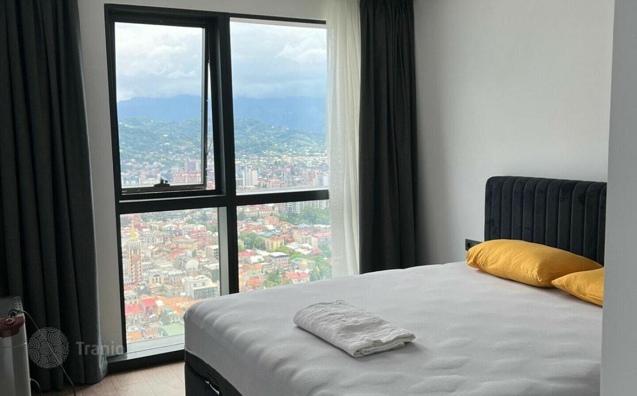 2-Bedroom Apartment with Panoramic Sea View in Batumi, photo 2