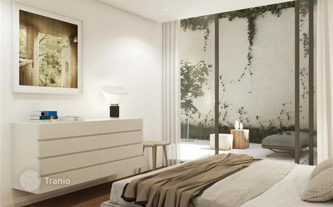 Comfortable Apartment Near the Beach in Porto, Portugal