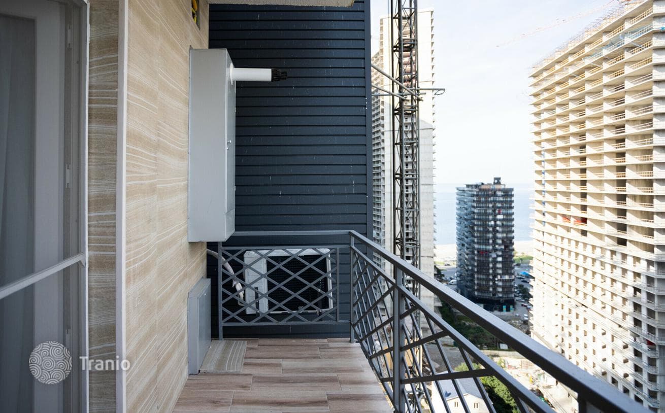 2-Bedroom Apartment with Sea and City Views in Batumi, photo 2