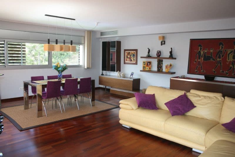 Квартира в Барселоне, Испания, 180 м²