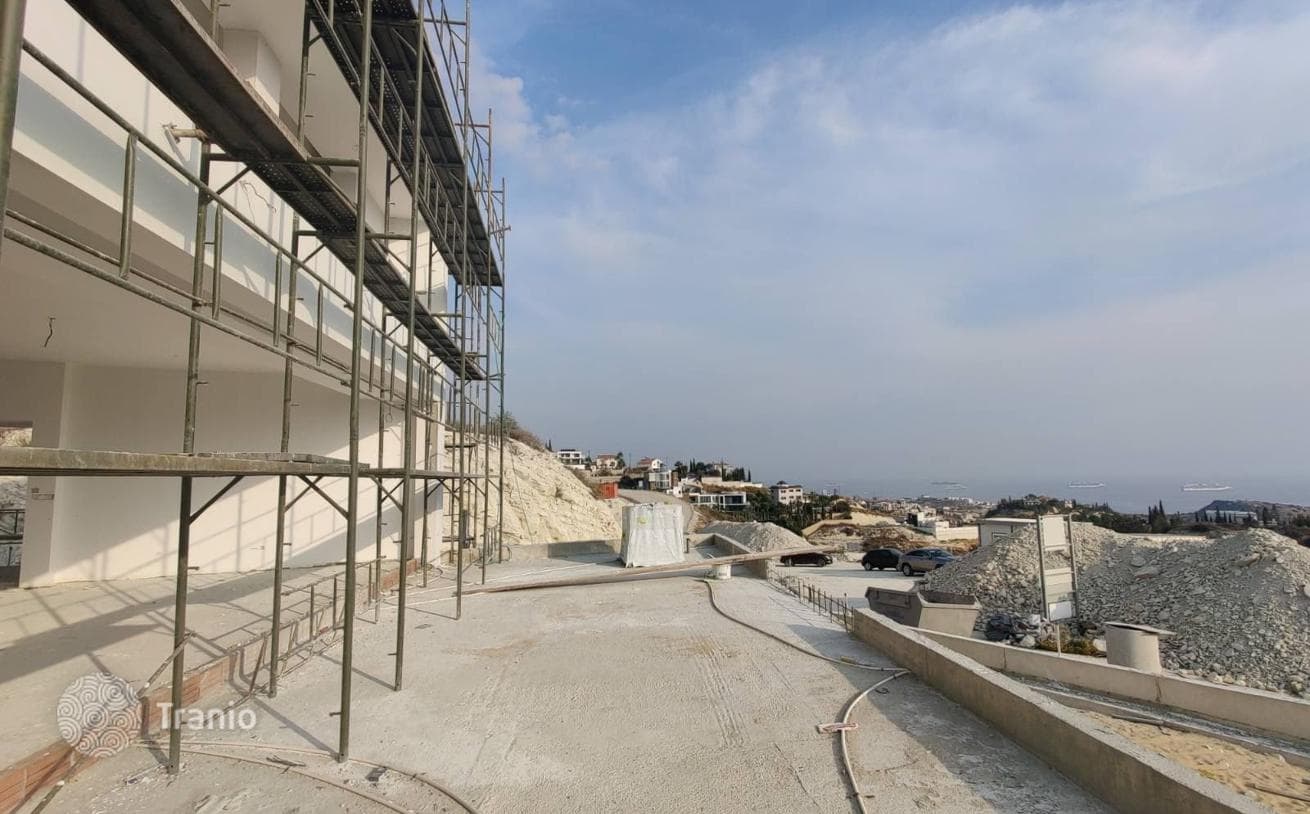 5-Bedroom Villa with Sea View in Ayia Thykona, Limassol