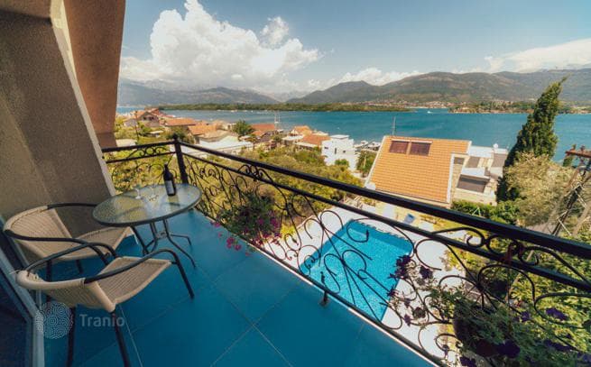 5-Bedroom House with Sea View in Tivat