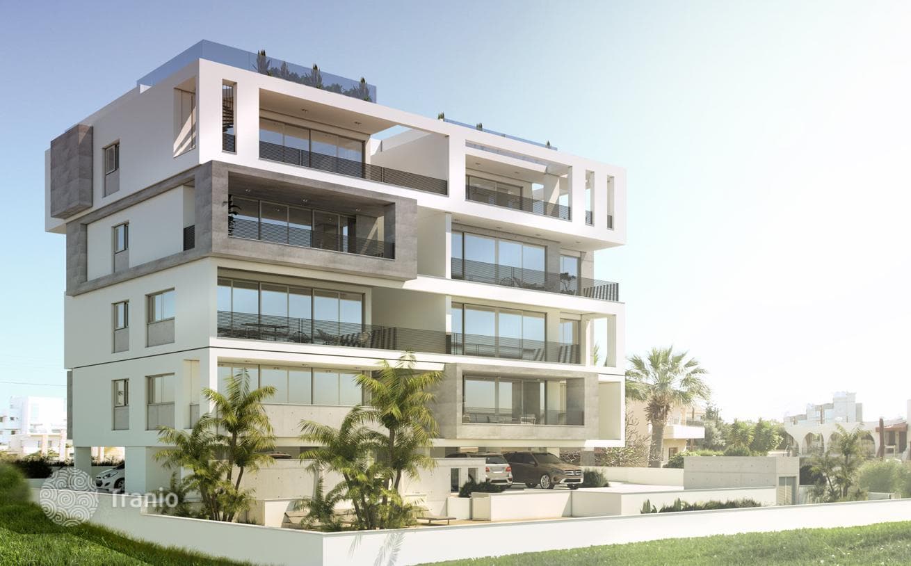 1–2-Bedroom Apartments 700 m from the Beach in Limassol