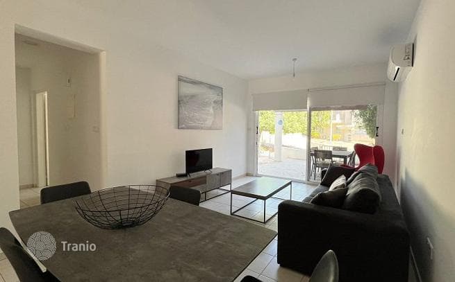 1-Bedroom Apartment with Terrace in Universal, Paphos, photo 2