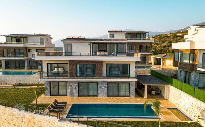 4-Bedroom Villa with Sea View and Private Pool in Kalkan, Antalya, photo 2