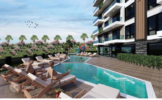 Residential Complex with Shared Pool and Sports Courts in Avsallar, Antalya