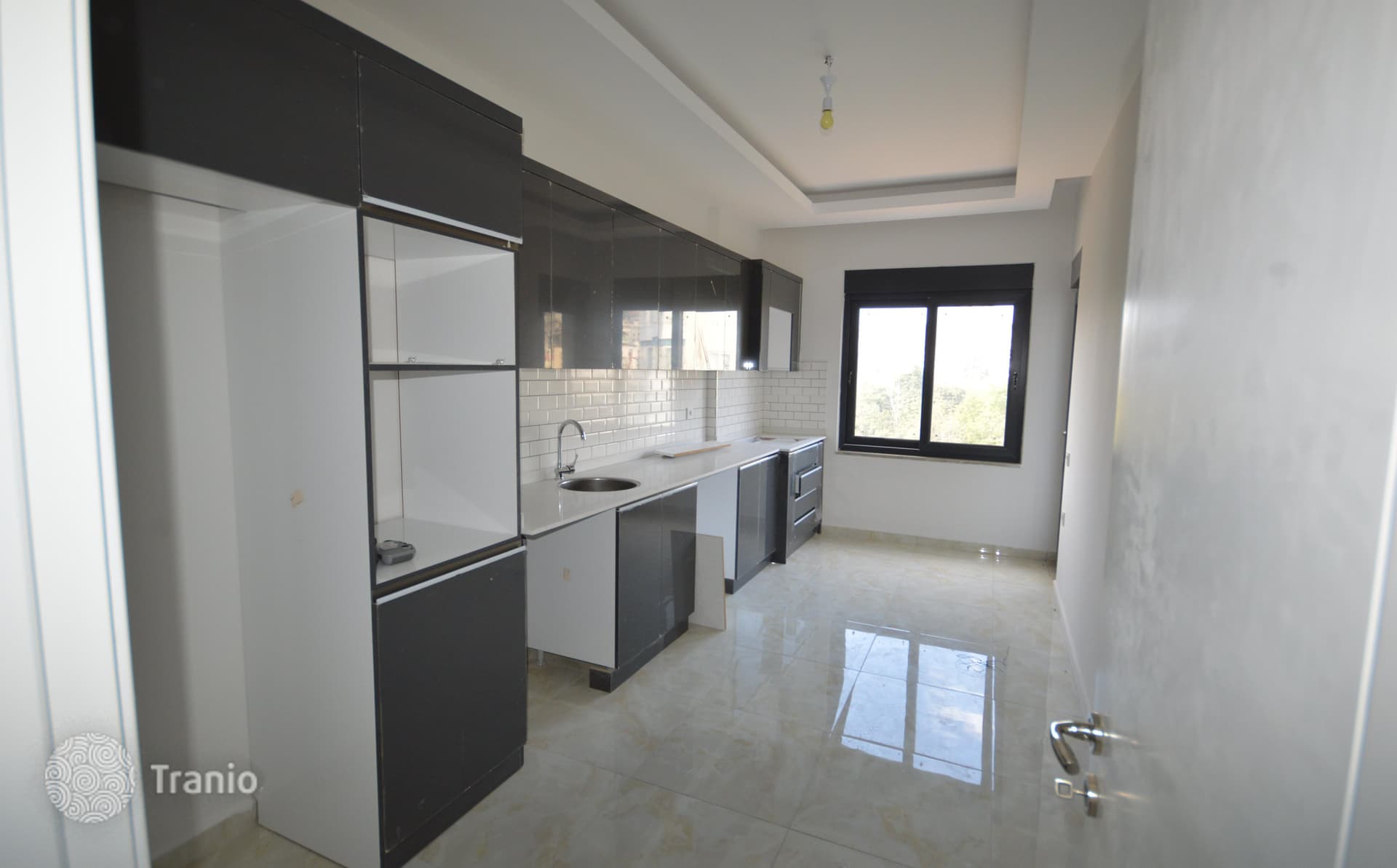 2-Bedroom Apartment with Shared Pool in Oba, Alanya