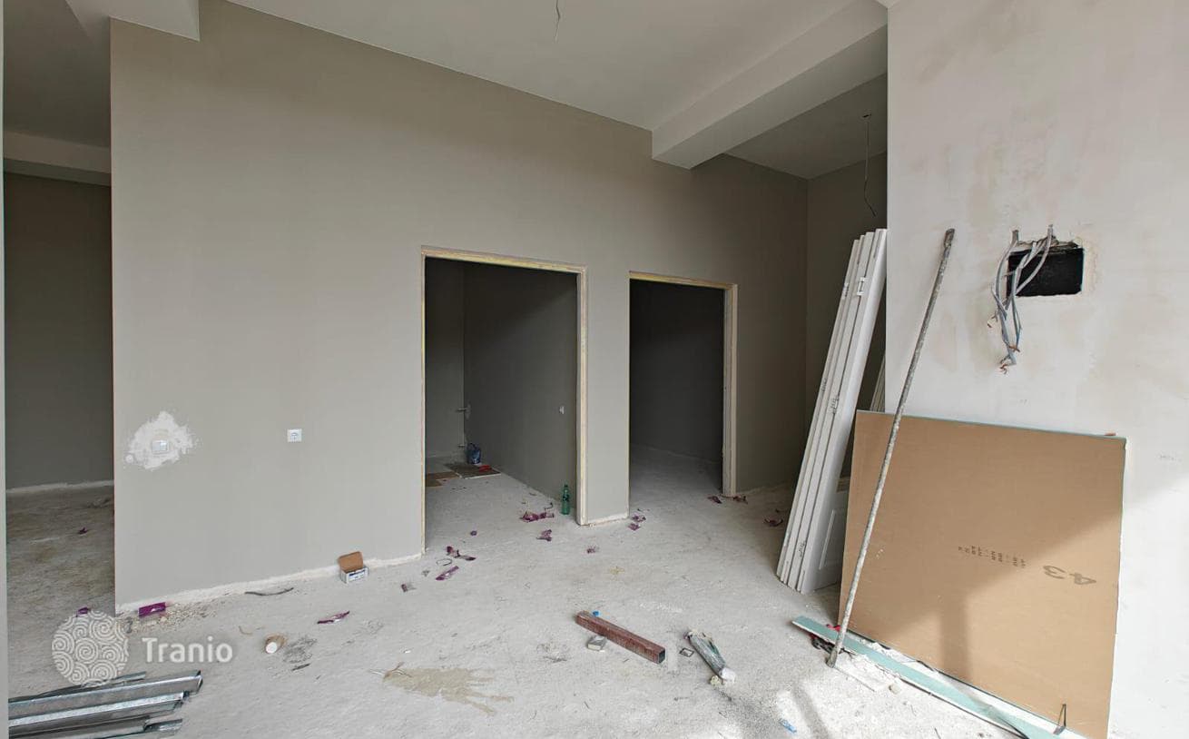 4-Bedroom Apartment in Old Tbilisi, Tbilisi, photo 2