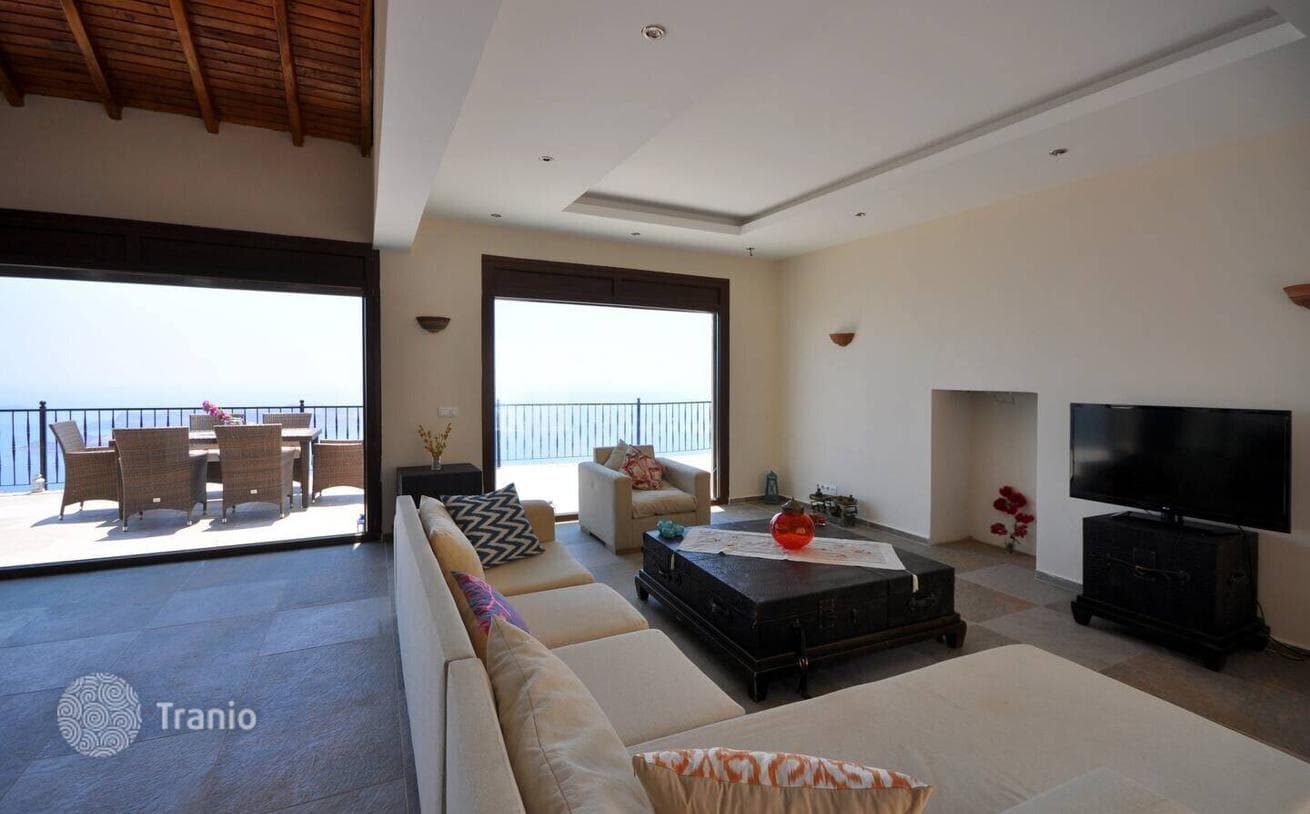 2-Bedroom House with Panoramic Sea View in Kas, Antalya, photo 4