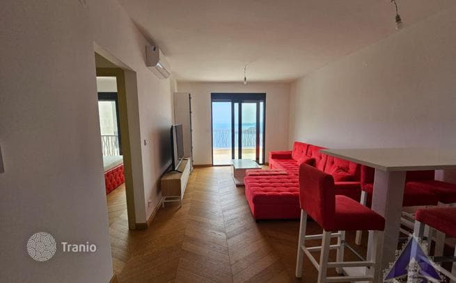 Studio Apartment with Pool View in Sveti Stefan, Budva