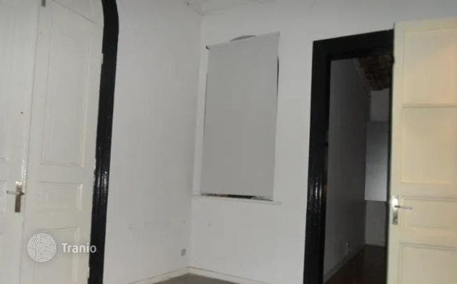 1-Bedroom (1+1) Apartment in Historic Building in Beyoglu, Istanbul, photo 3