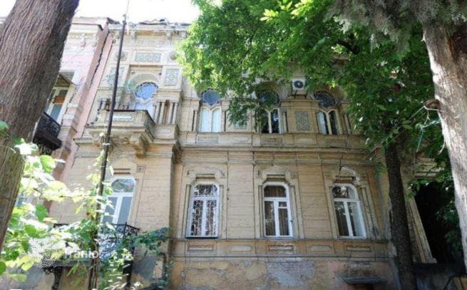 1-Bedroom Apartment in Old Tbilisi, photo 3