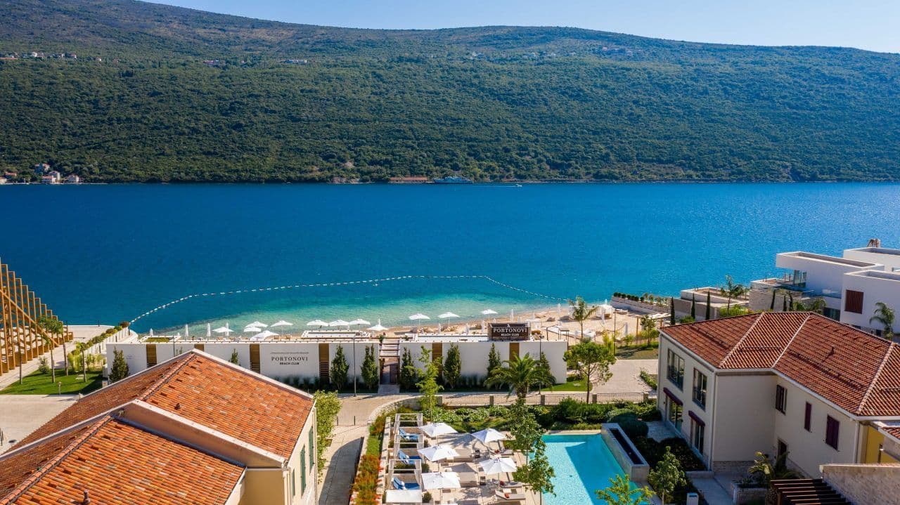 Апартаменты в Херцег-Нови, Черногория, 181 м², фото 2