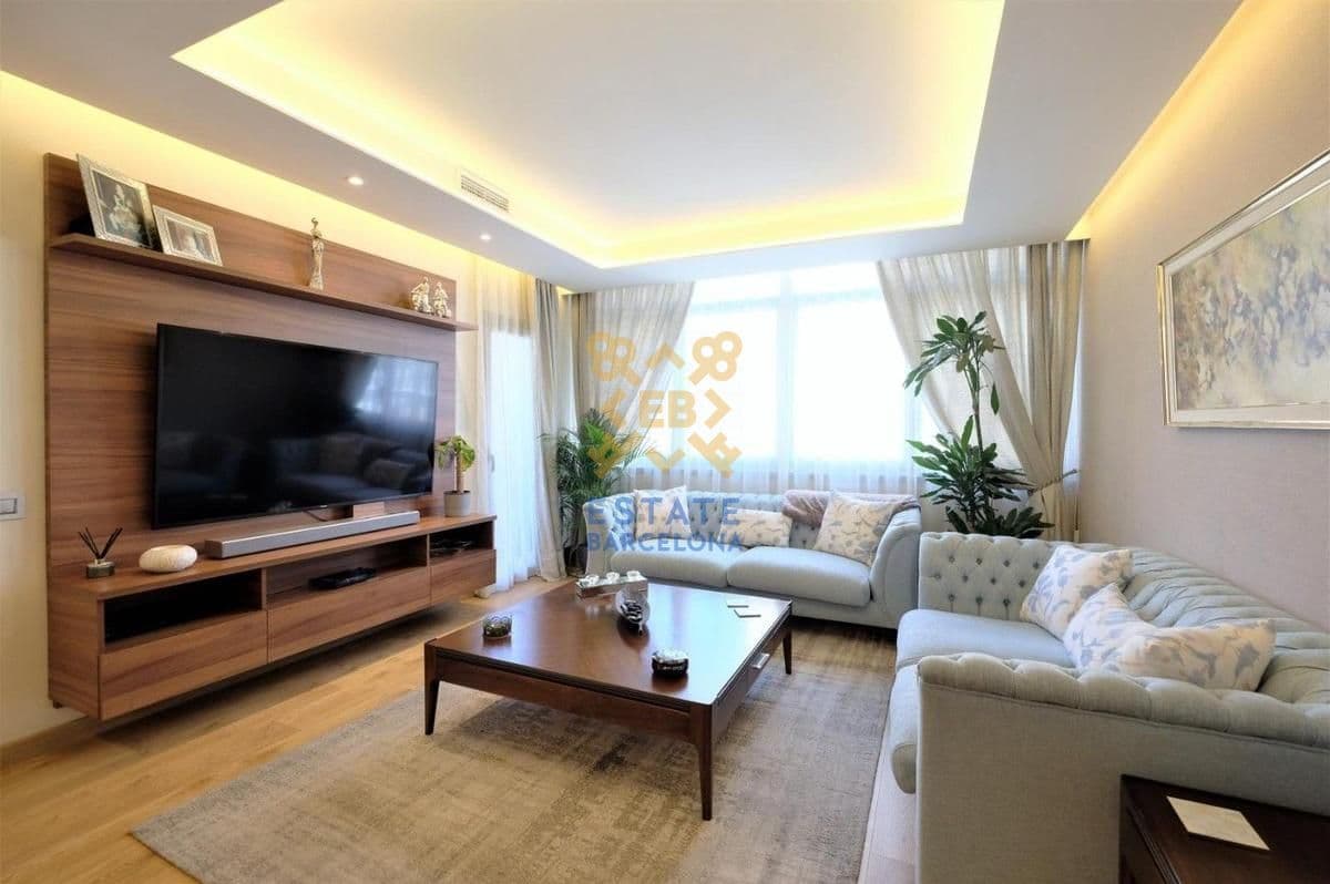 Квартира в Барселоне, Испания, 111 м², фото 3