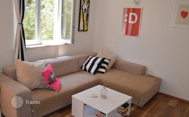 3-Story House with Apartments and Private Garden in Dubrovnik