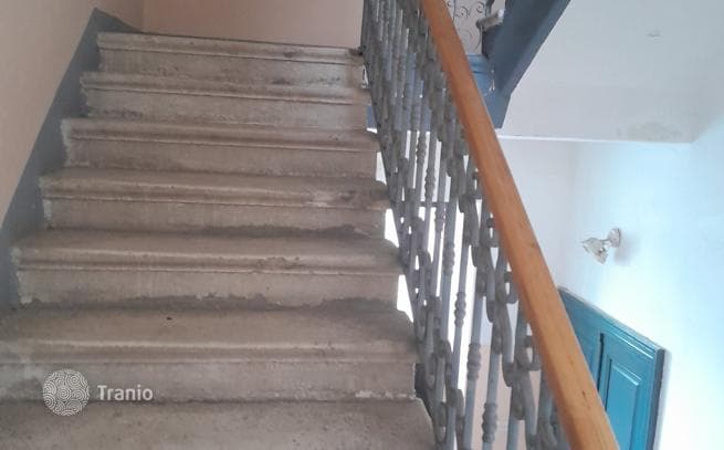 Spacious Apartment Needing Renovation in Pula, photo 5