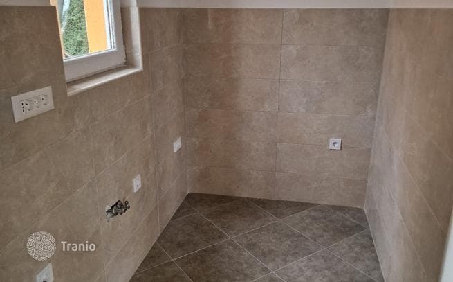 2-Bedroom Apartment with Sea View in Igalo, Montenegro, photo 4