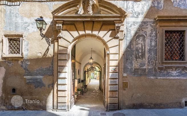 Designer Apartment in Historic Florentine Palazzo, Florence, photo 2