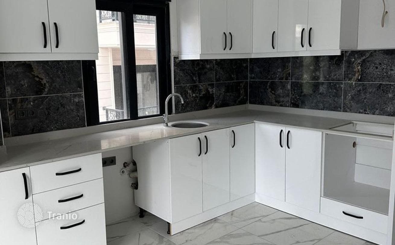 1-Bedroom (1+1) Apartment in Luxury Complex in Mahmutlar, Alanya