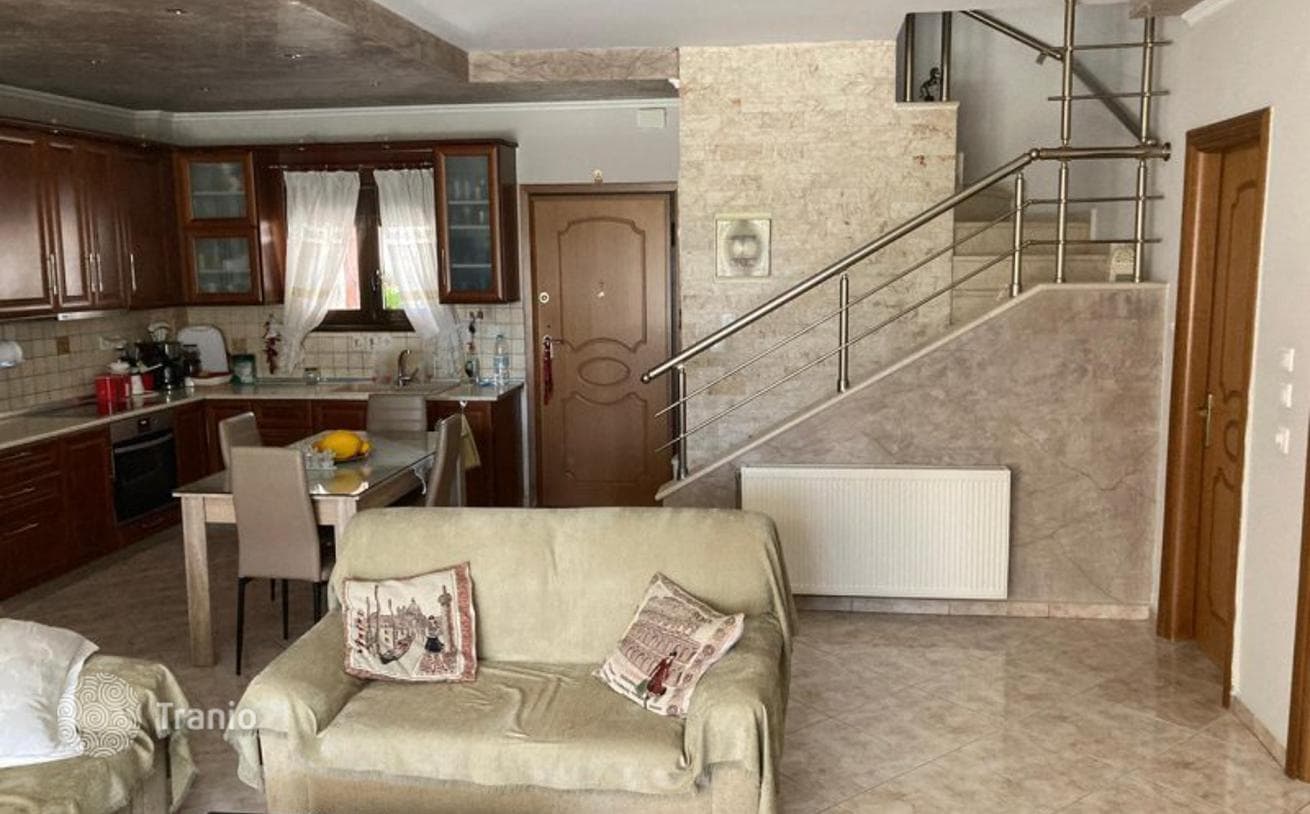 3-комнатный дом в городе 180 м² в Калифее, Греция