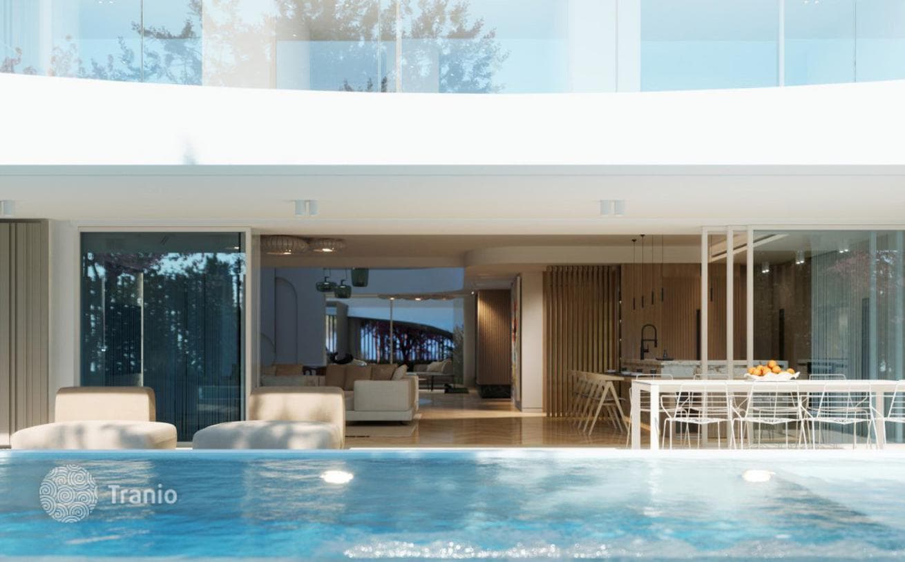 2-Bedroom Duplex in Athens, photo 3