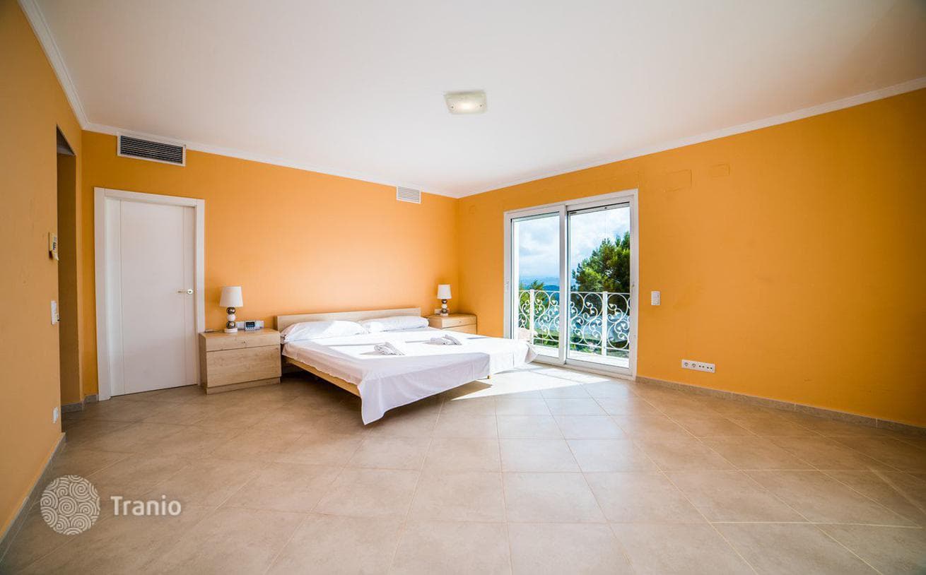 3-комнатный коттедж 300 м² в Кальпе, Испания, фото 5