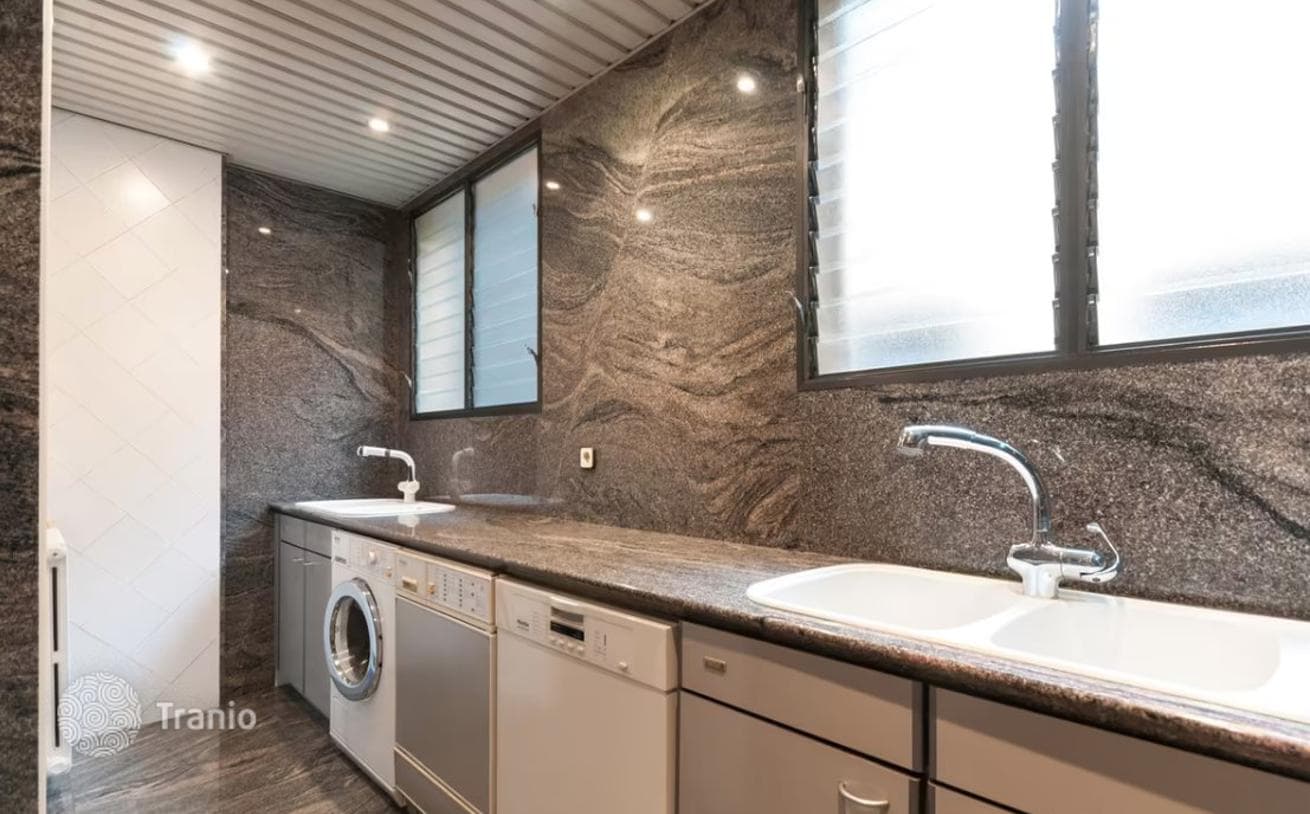 Квартира 275 м² в Эшампле, Испания