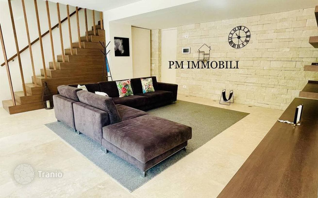 5-комнатная вилла 330 м² в Форте-дей-Марми, Италия, фото 4