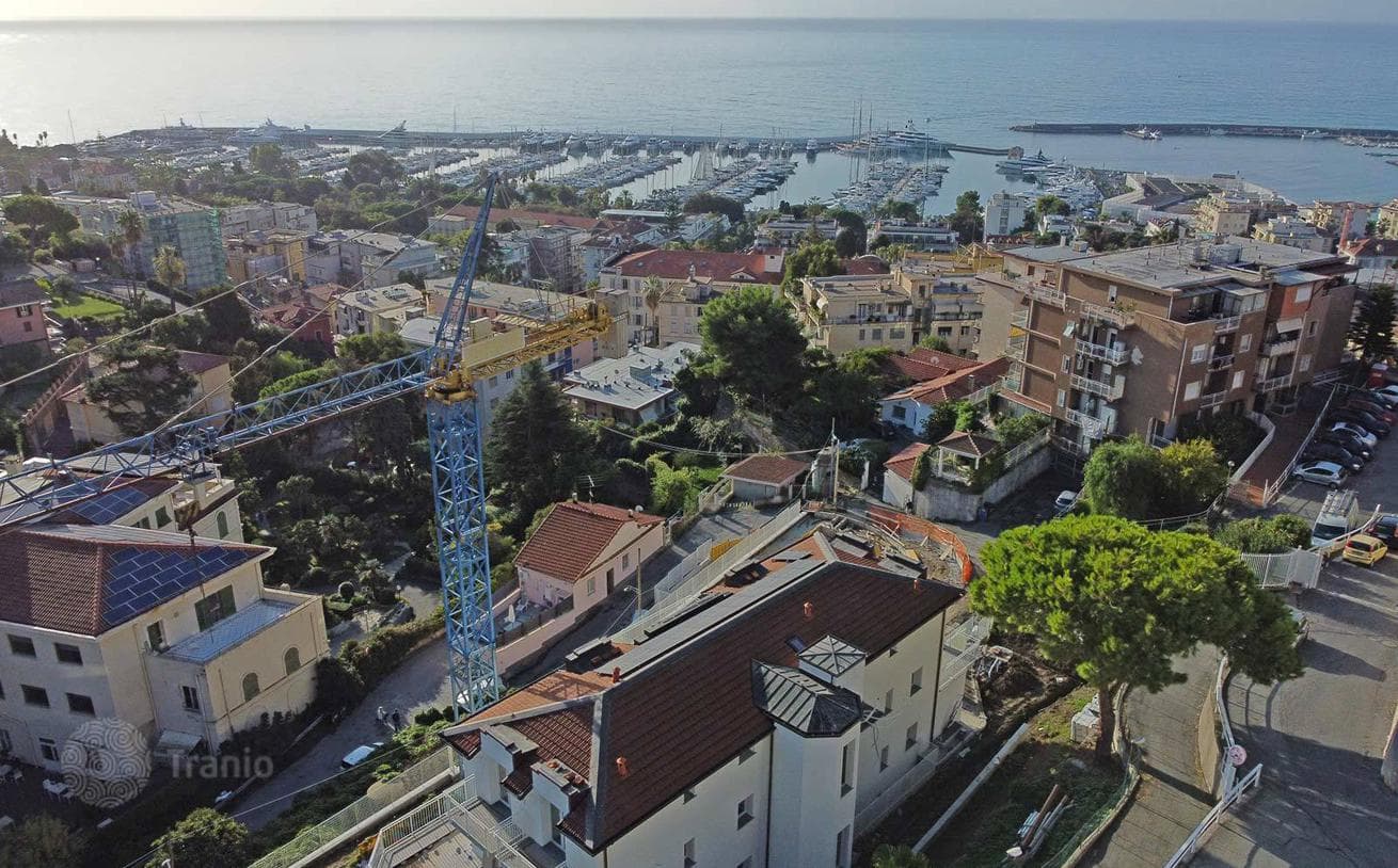 4-Bedroom Apartment in Liguria, Italy, photo 3
