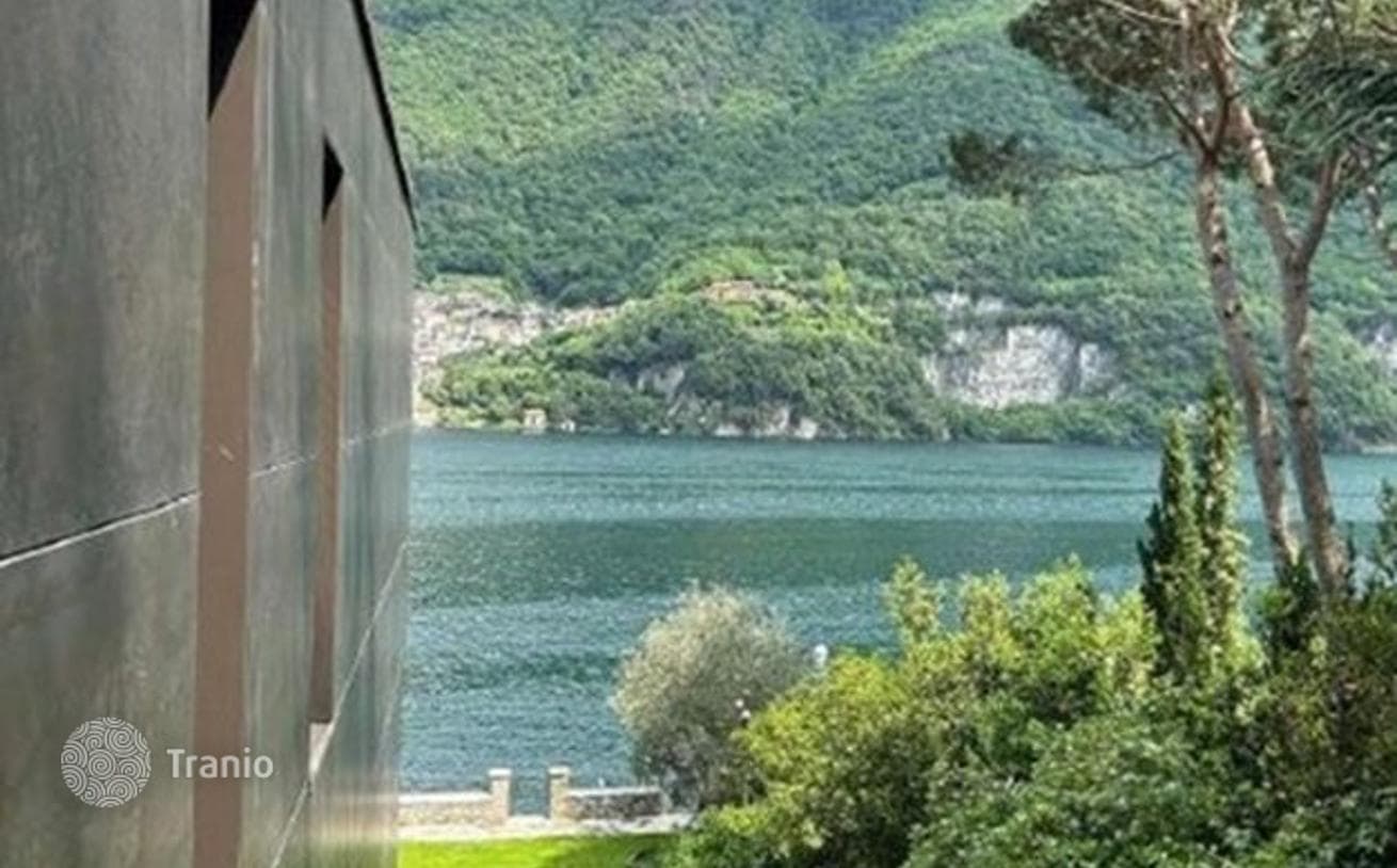 Modern Villa with Private Pool and Boat Dock on Lake Como in Lallo, photo 2