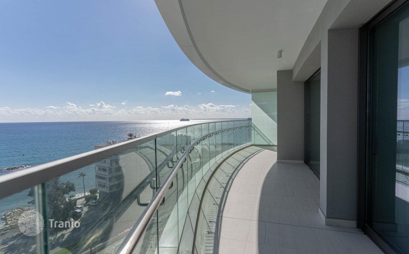 2-Bedroom Apartment with Sea View in Germasogeia, Limassol