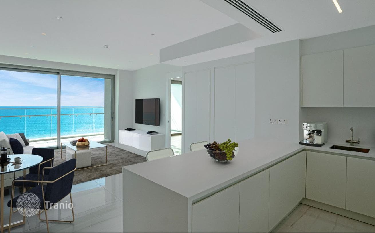 2-Bedroom Apartment with Sea View in Germasogeia, Limassol, photo 2