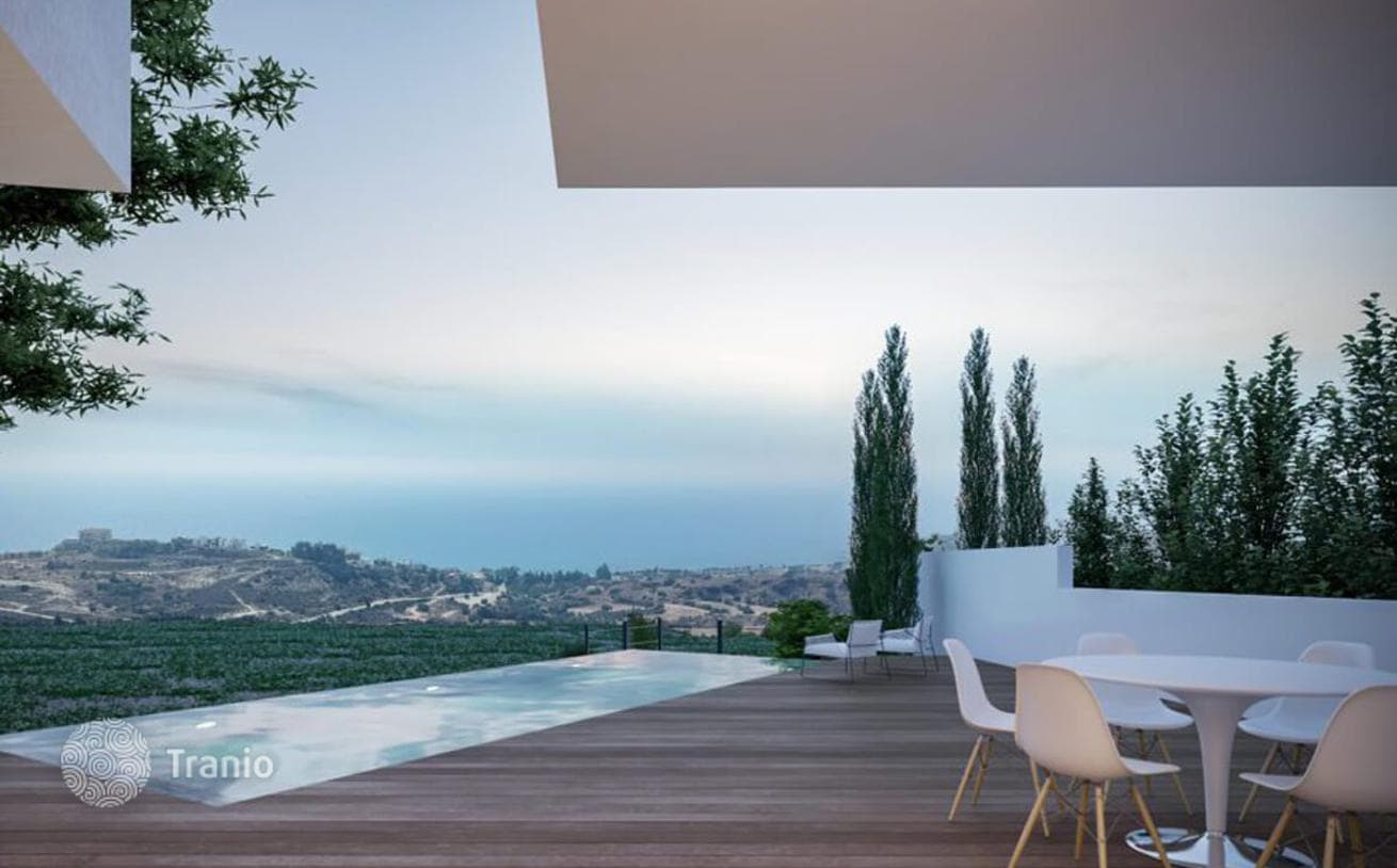 4-Bedroom Villa with Private Pool in Ayios Tychonas, Limassol, photo 5