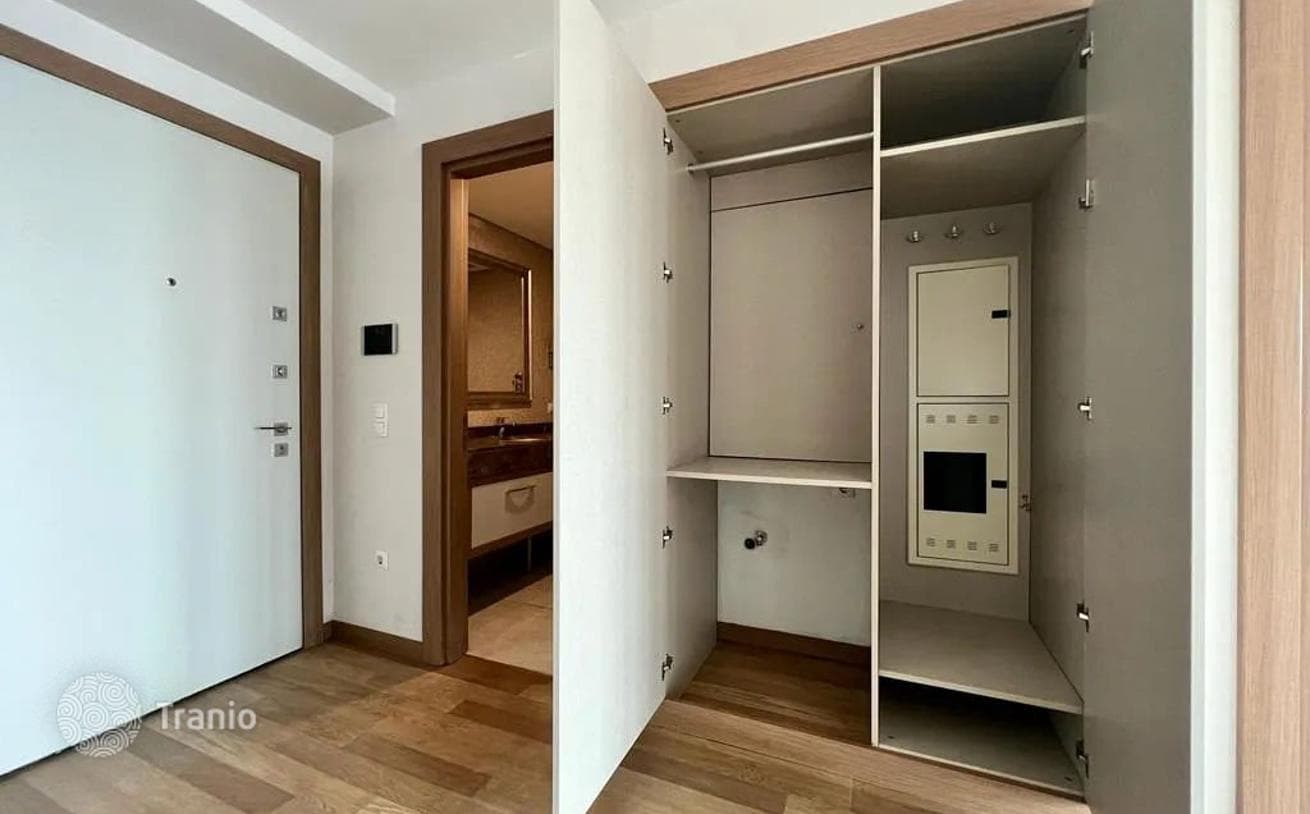 1-Bedroom Apartment in Sariyer, Istanbul, photo 5