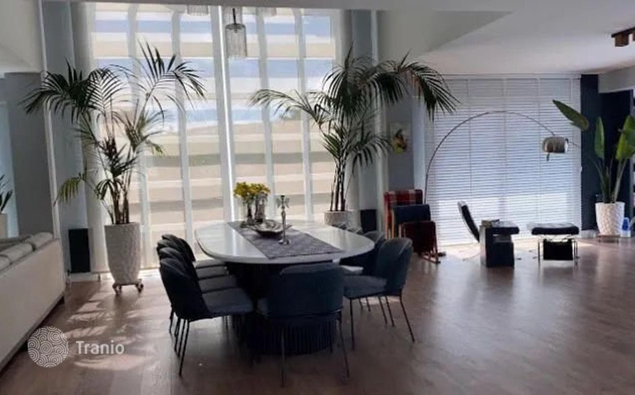 6-Bedroom Villa with 5 Bathrooms in Sariyer, Istanbul