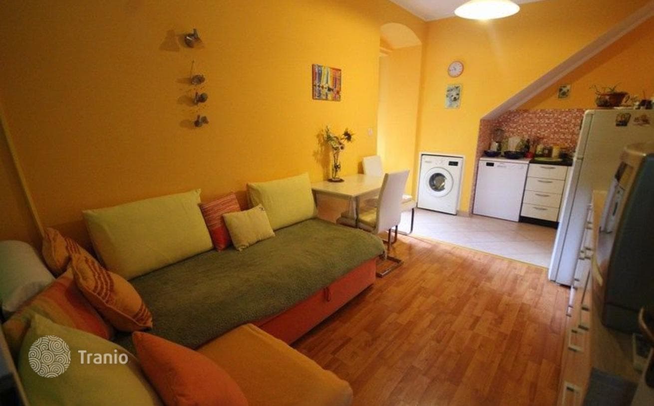 1-Bedroom Renovated Apartment 500 m from the Sea in Split, Croatia