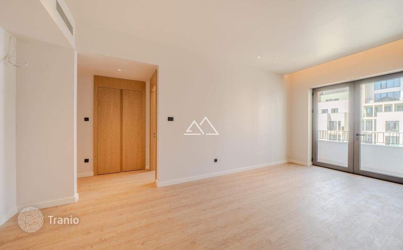 1-Bedroom Apartment with Sea and Marina Views in Tivat