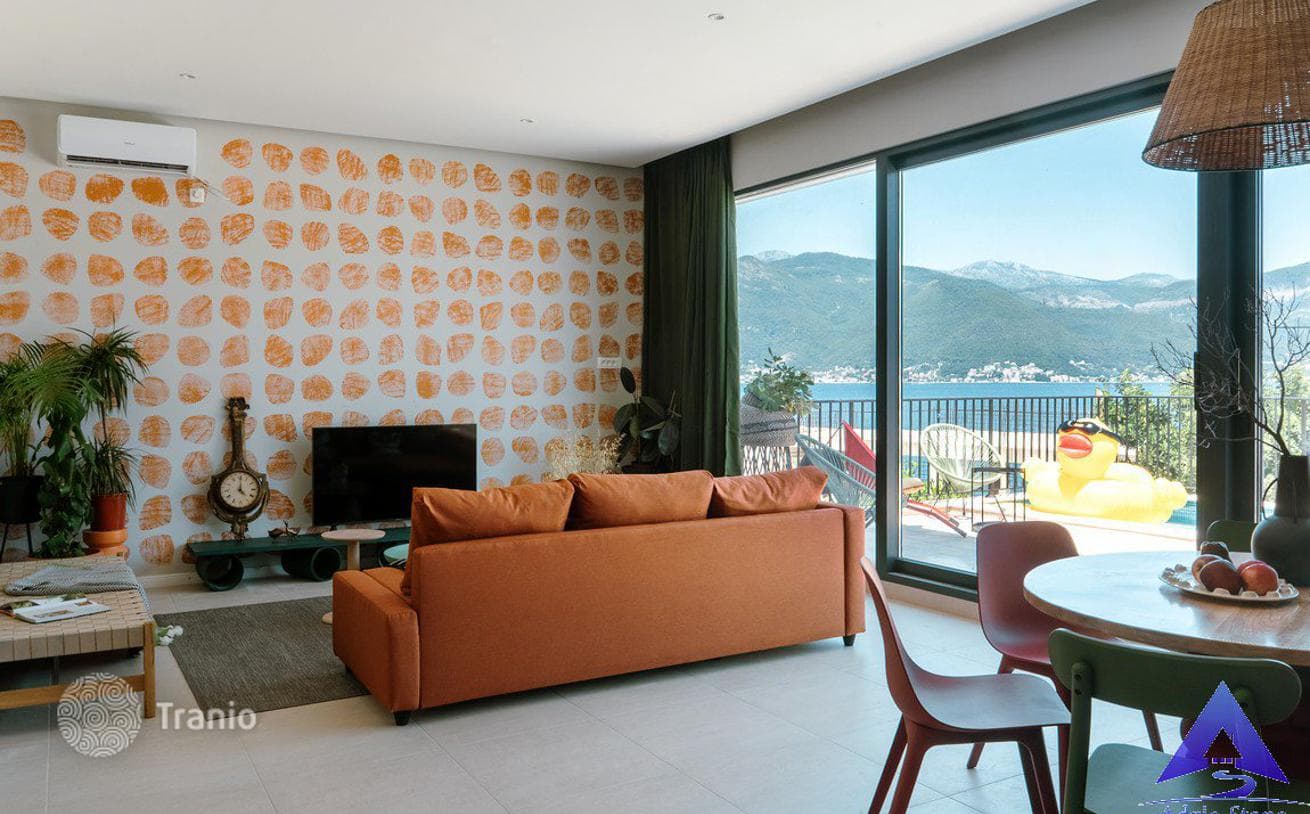1-Bedroom Villa with Sea View in Krasici, Tivat, photo 4
