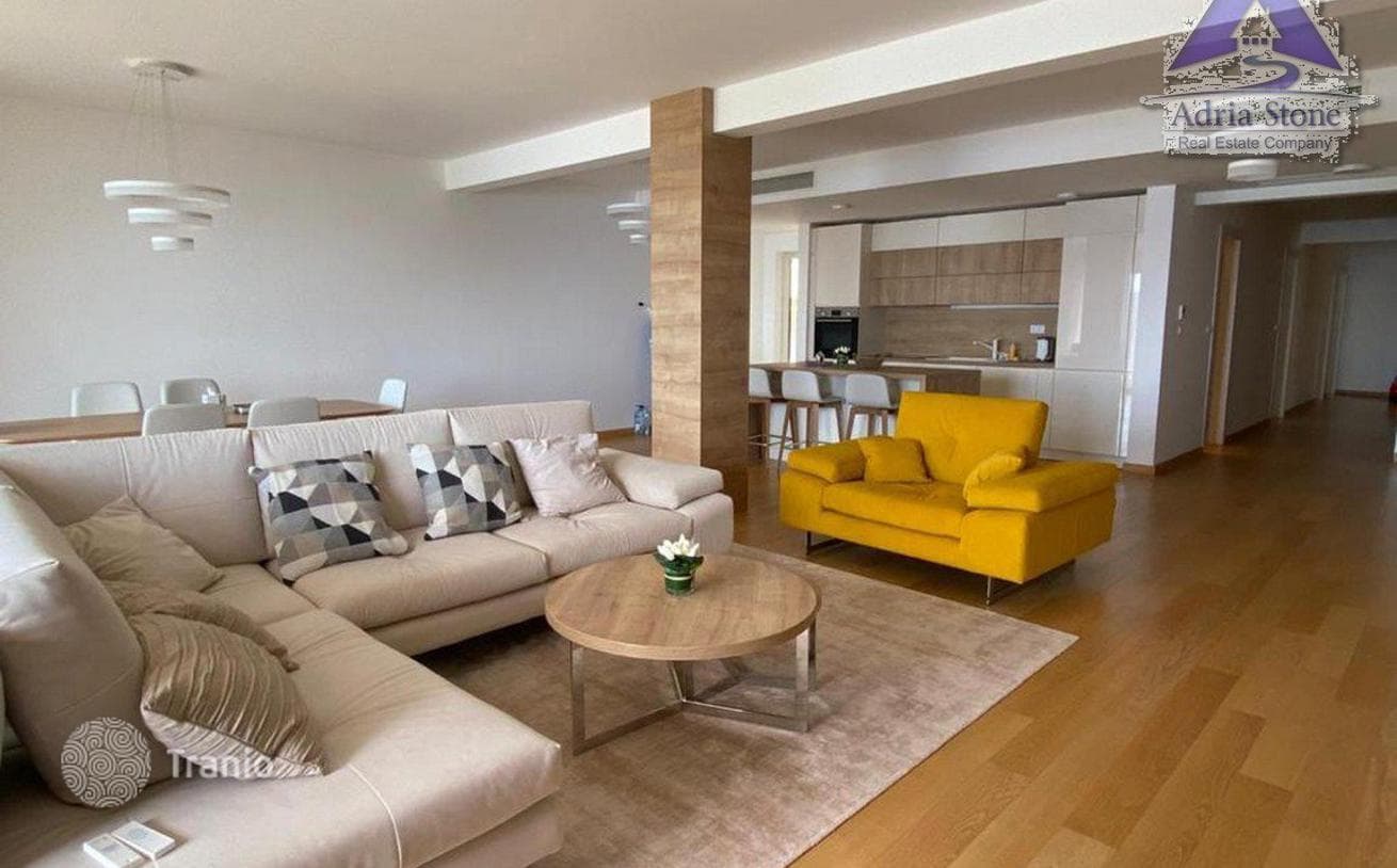 2-Bedroom Apartment with Sea View in Rafailovici, Budva, photo 5