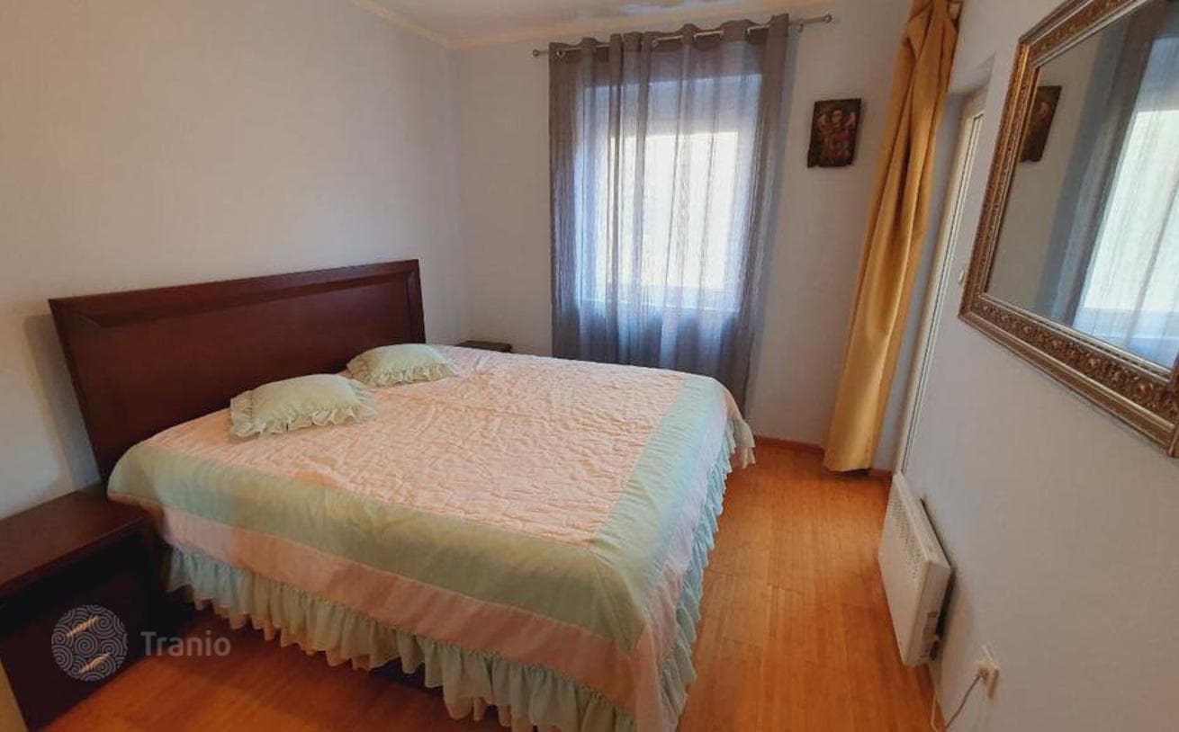 3-Bedroom Apartment with Garage in Budva, photo 4
