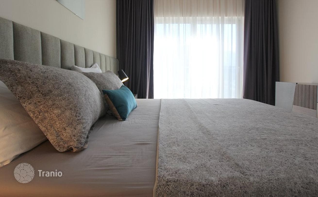 2-Bedroom Penthouse with Roof Terrace in Becici, Budva, photo 4